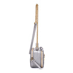 Sac à bandoulière C en cuir de veau gaufré façon crocodile gris