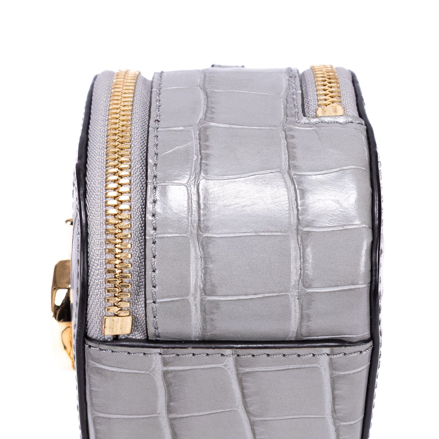 Sac à bandoulière C en cuir de veau gaufré façon crocodile gris