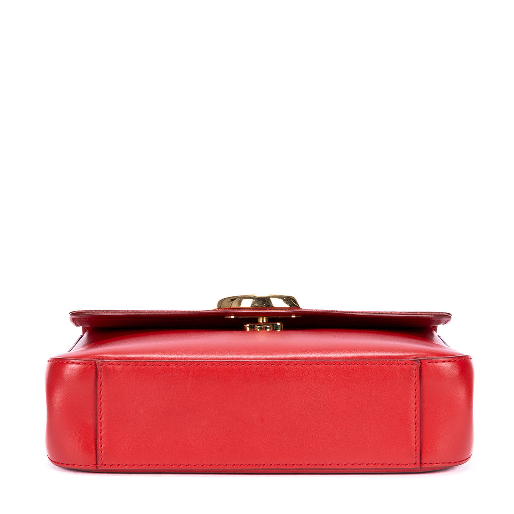 Bolso de Hombro Mediano C Bag Mediano Piel de Becerro Lisa Roja