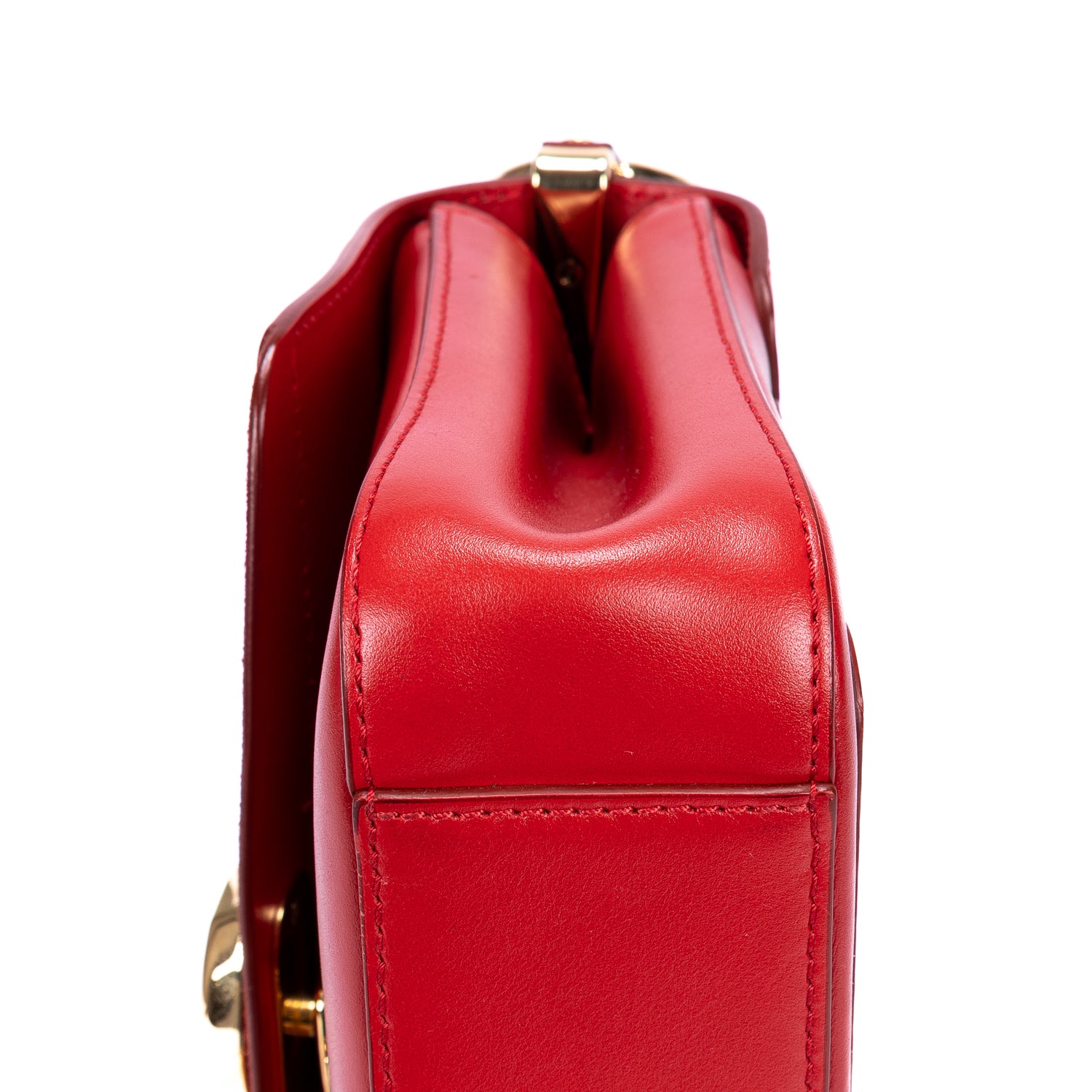 Bolso de Hombro Mediano C Bag Mediano Piel de Becerro Lisa Roja