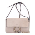 Bolso al Hombro Faye Pequeño Piel de Becerro Lisa Gris