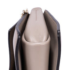 Bolso al Hombro Faye Pequeño Piel de Becerro Lisa Gris