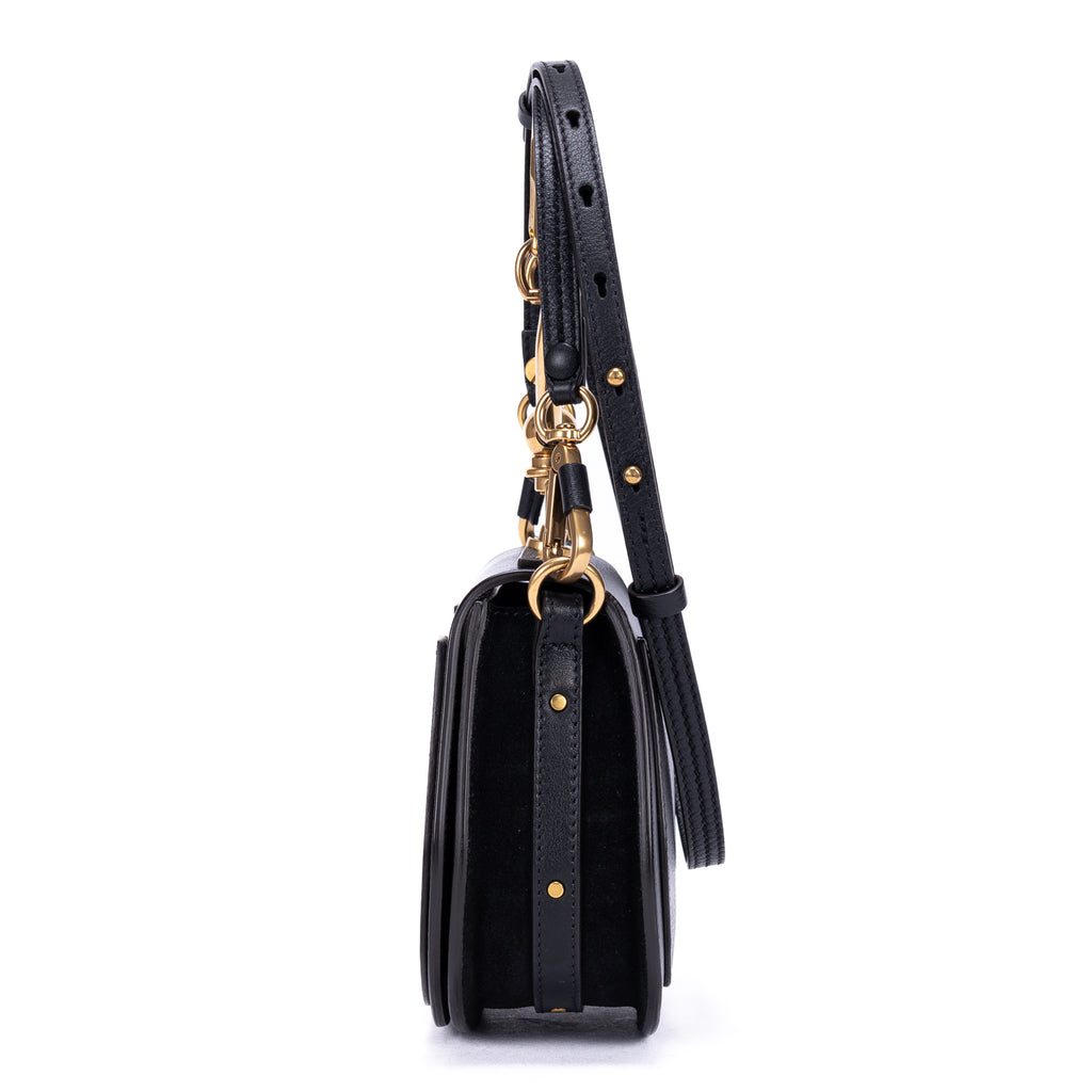 Bolso de hombro Nile Bracelet Bag de piel de becerro negra