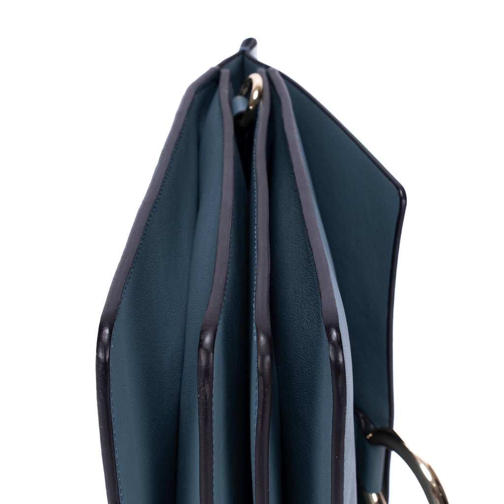 Bolso de hombro Faye mediano de piel de becerro azul