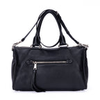 Bolso de Hombro Bolsillo Frontal Asa Doble Tote de Cuero Vitello Phenix Negro