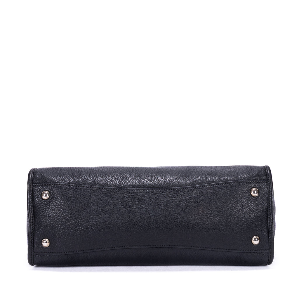 Bolso de Hombro Bolsillo Frontal Asa Doble Tote de Cuero Vitello Phenix Negro