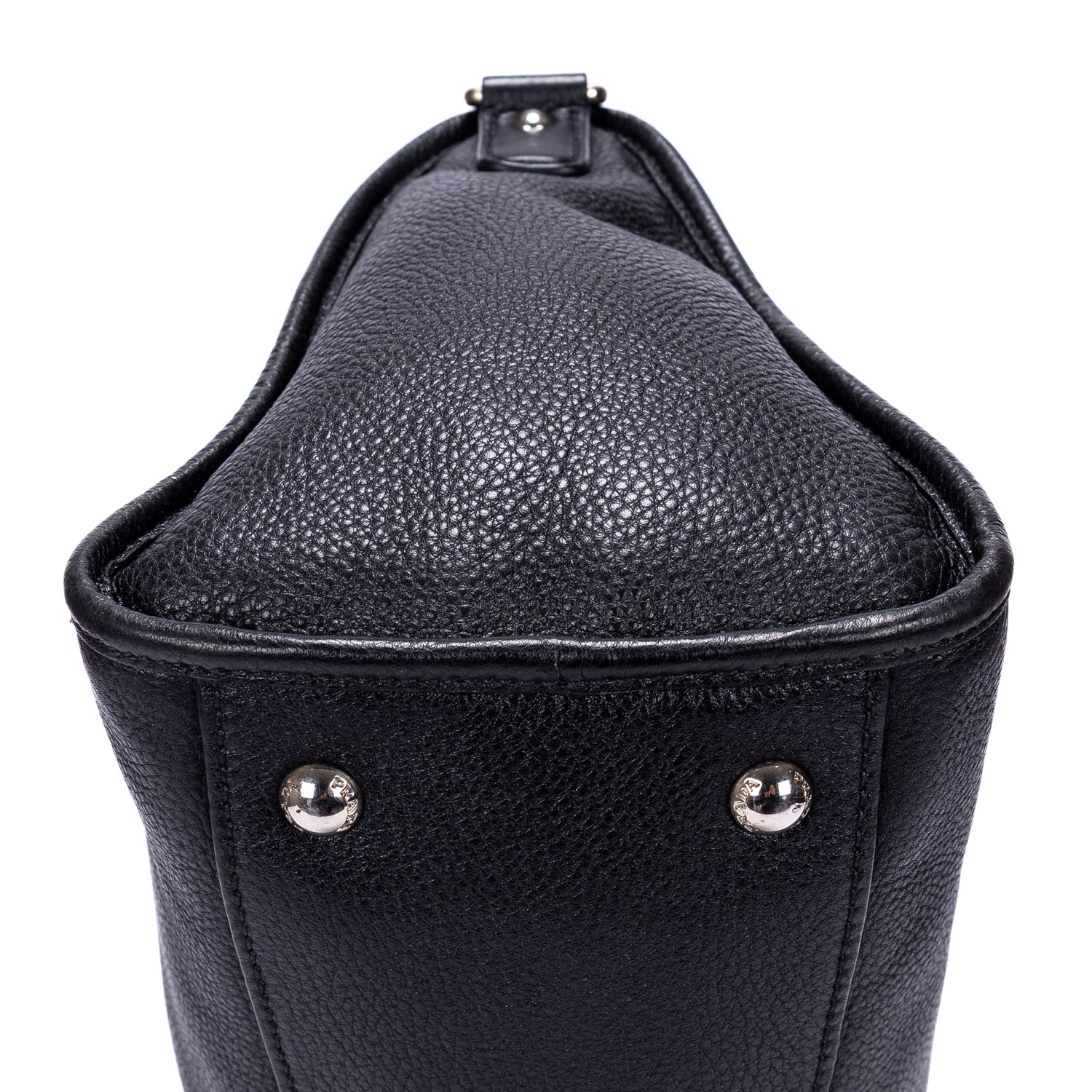 Bolso de Hombro Bolsillo Frontal Asa Doble Tote de Cuero Vitello Phenix Negro
