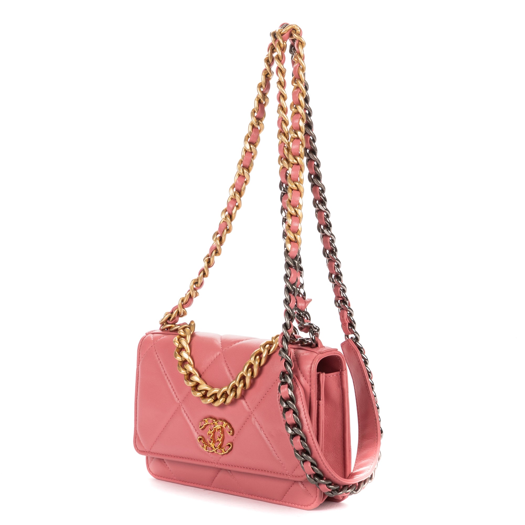 Shoulder Bag Wallet on Chain 19 Pink Large Quilted Leather