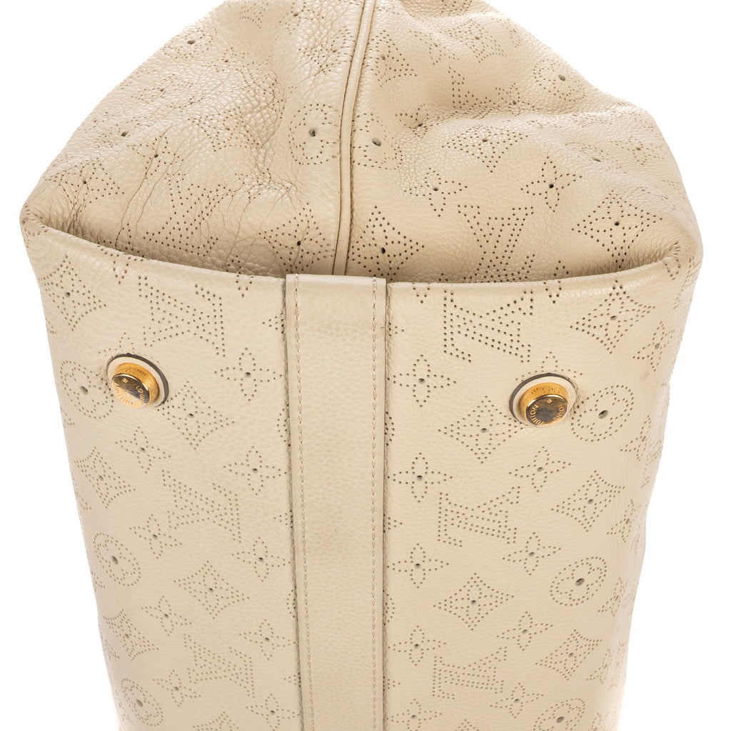 Handbag Cirrus Tote MM Ivory Mahina Leather