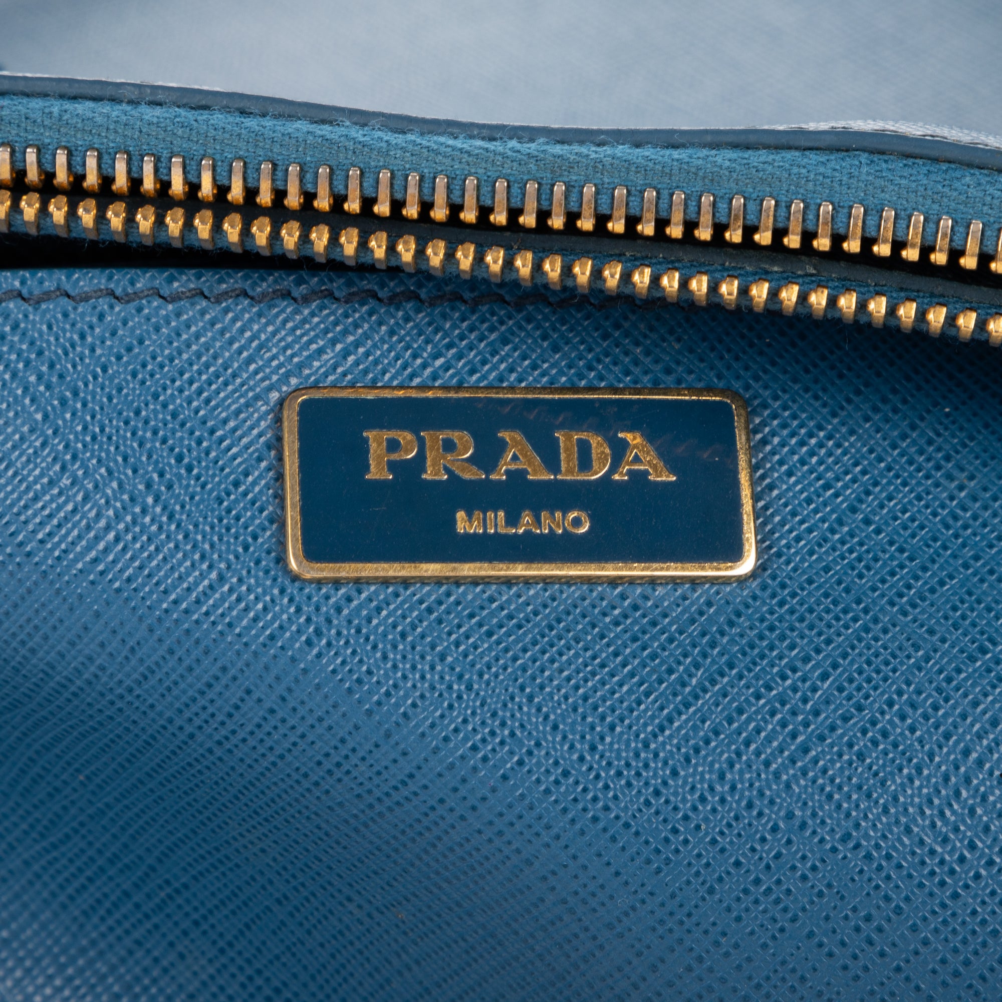 Shoulder Bag Medium Galleria Tote Medium Blue Saffiano Leather