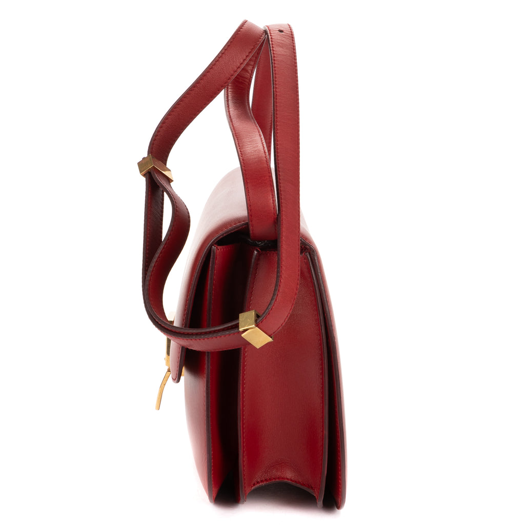 Shoulder Bag Medium Classic Box Medium Red Smooth Calfskin Leather