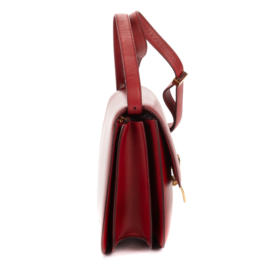 Shoulder Bag Medium Classic Box Medium Red Smooth Calfskin Leather