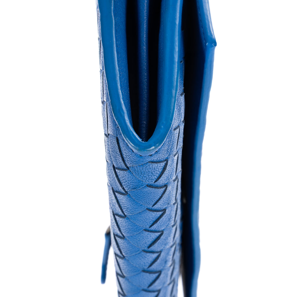 Wallet Flap Continental Blue Intrecciato Calfskin Leather