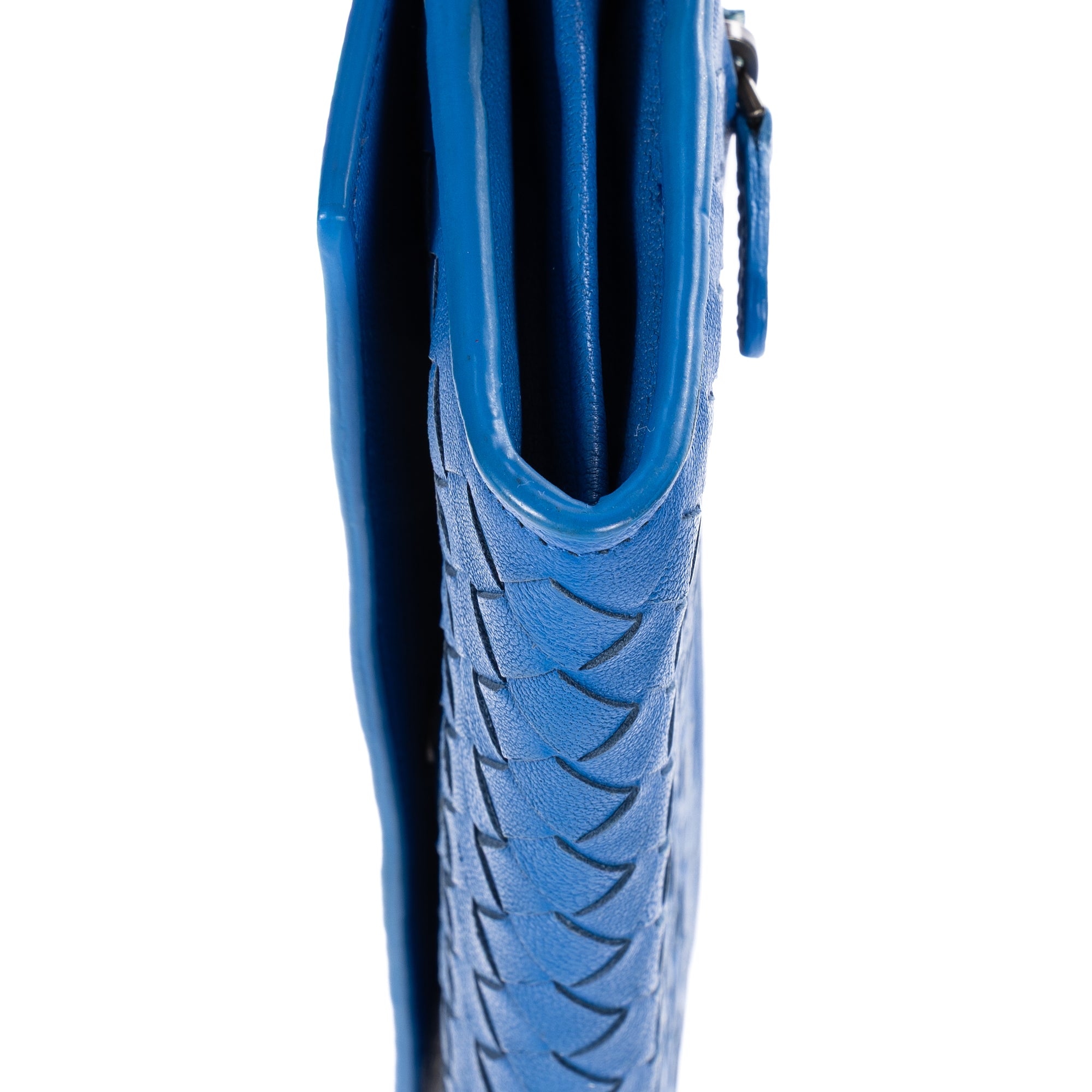 Wallet Flap Continental Blue Intrecciato Calfskin Leather
