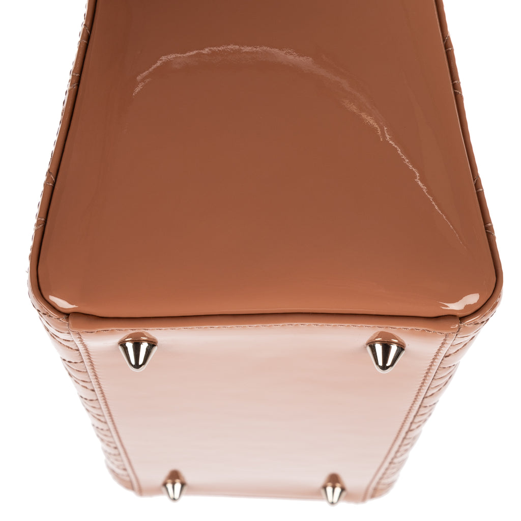 Shoulder Bag Medium Lady Dior Medium Light Brown Cannage Patent Leather
