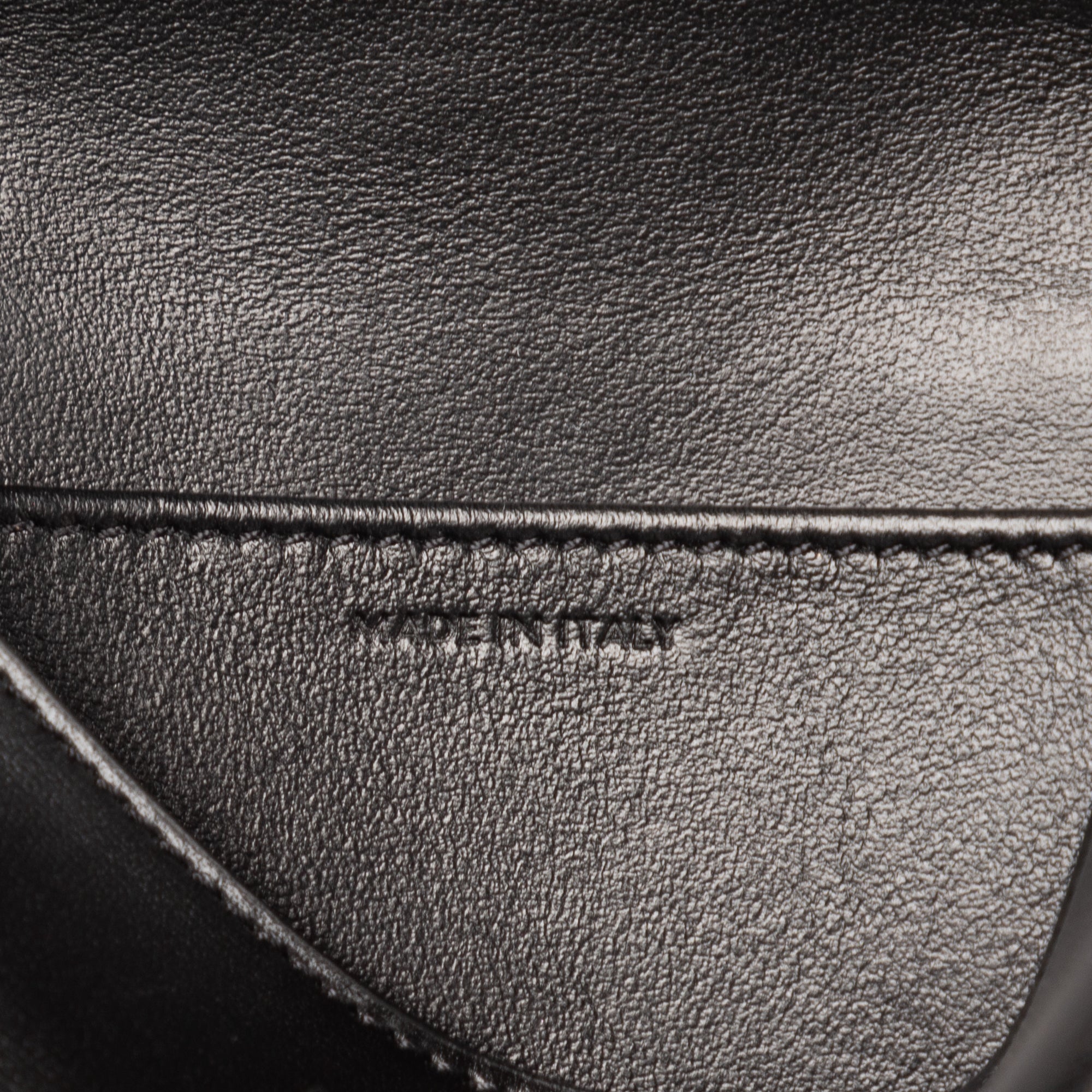 Shoulder Bag Mini Claude Mini Black Smooth Calfskin Leather