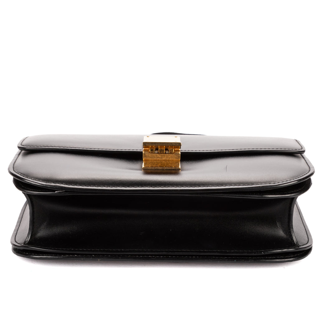 Shoulder Bag Medium Classic Box Medium Black Smooth Calfskin Leather