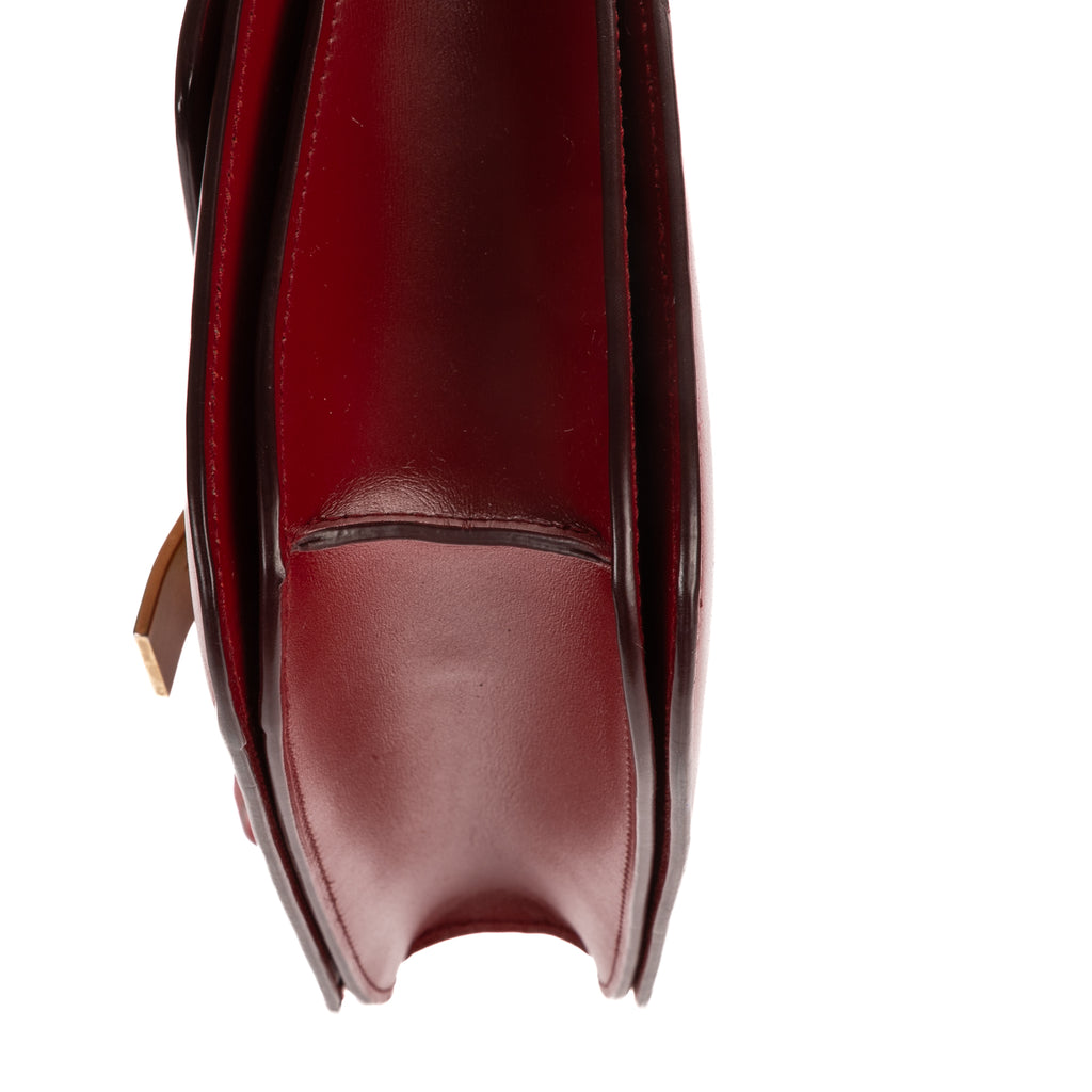 Shoulder Bag Medium Classic Box Medium Red Smooth Calfskin Leather
