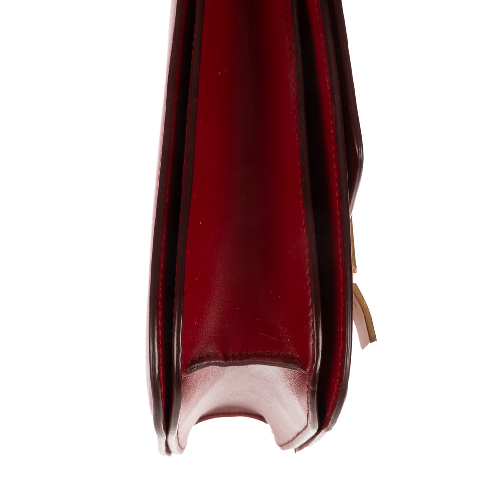 Shoulder Bag Medium Classic Box Medium Red Smooth Calfskin Leather