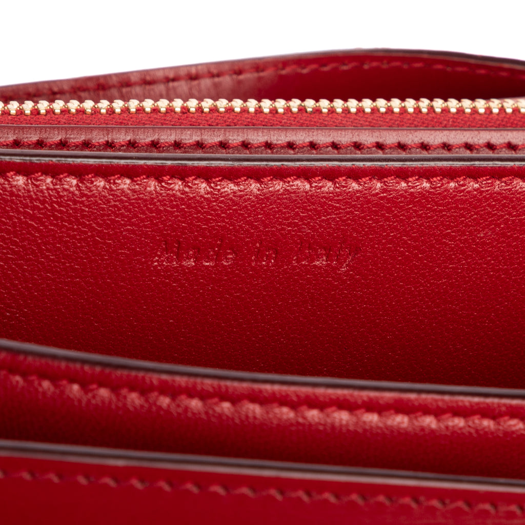 Shoulder Bag Medium Classic Box Medium Red Smooth Calfskin Leather