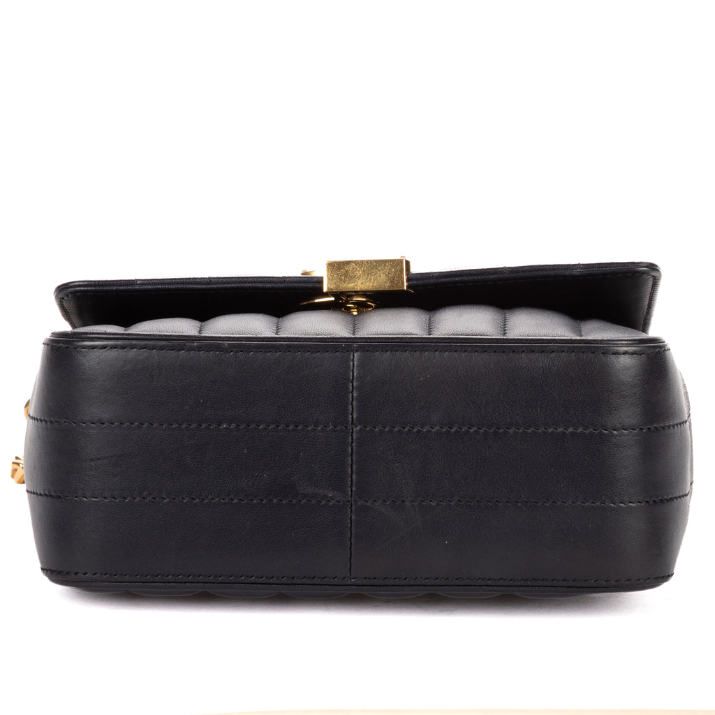 Shoulder Bag Vicky Chain Flap Crossbody Black Matelasse Calfskin Leather