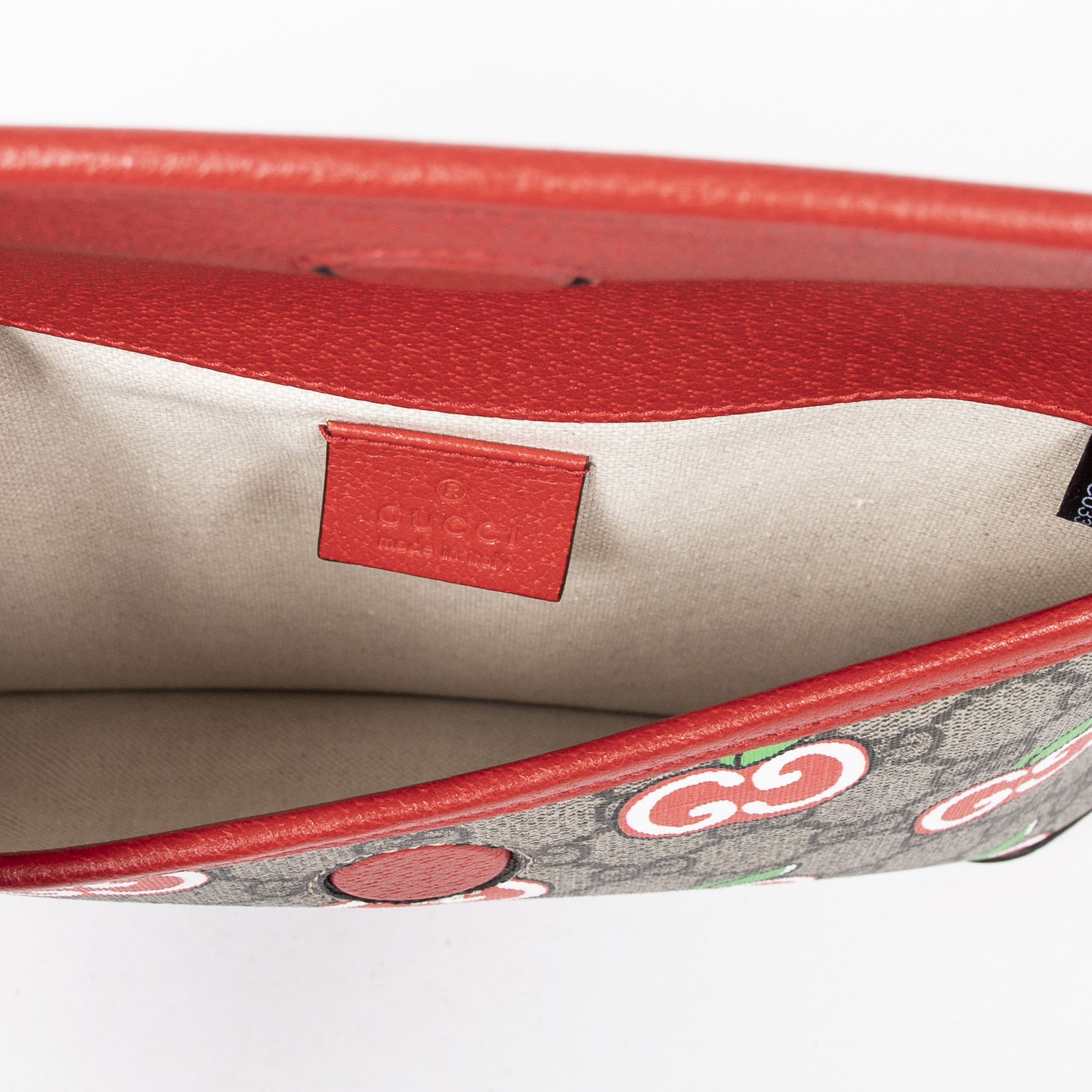 New Gucci Supreme Canvas GG Apple Print Belt Bag 625233 