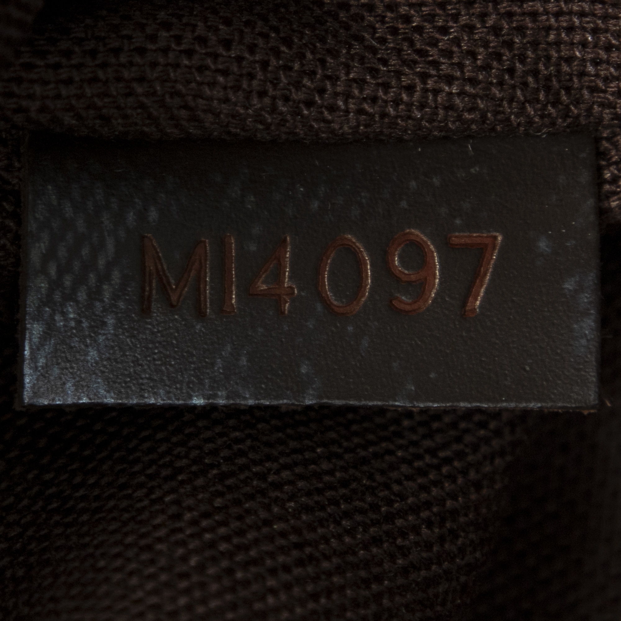 ABB8969z