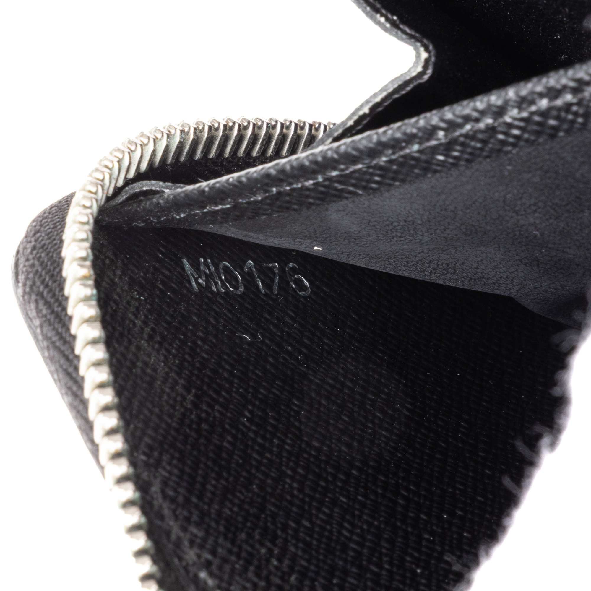 AAX5971z