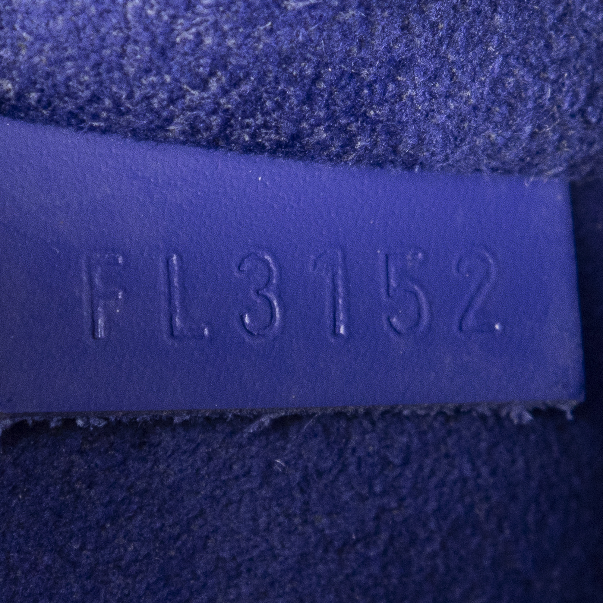 ABC9587z